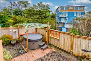 1170 NW 8th Ct, Lincoln City, OR 97367 - Photo 36