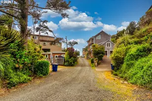 1170 NW 8th Ct, Lincoln City, OR 97367 - Photo 46