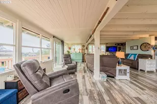 1170 NW 8th Ct, Lincoln City, OR 97367 - Photo 8