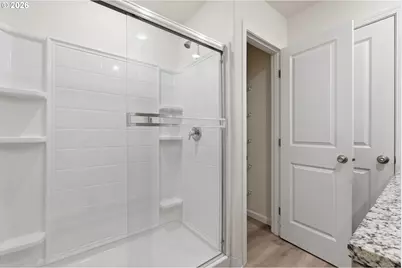 17 NE 134th Pl, Portland, OR 97230 - Photo 20