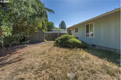 219 E Mission Dr, Newberg, OR 97132 - Photo 28