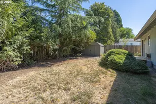 219 E Mission Dr, Newberg, OR 97132 - Photo 24
