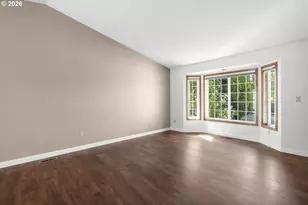 219 E Mission Dr, Newberg, OR 97132 - Photo 2