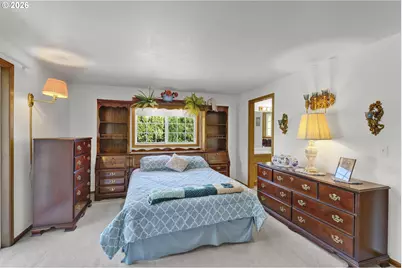 2362 Loch Dr, Springfield, OR 97477 - Photo 22