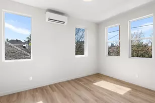 5864 N Missouri Ave, Portland, OR 97217 - Photo 10