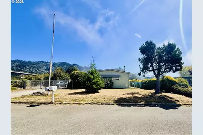 15965 Bay View Dr, Brookings, OR 97415 - Photo 1