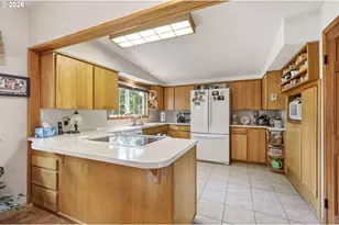 2378 19th St, Springfield, OR 97477 - Photo 18