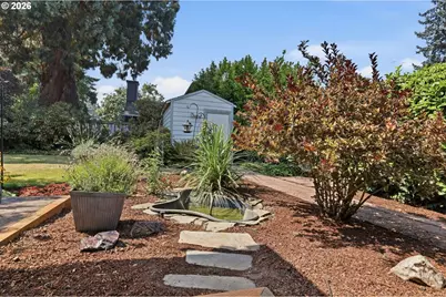 2378 19th St, Springfield, OR 97477 - Photo 34