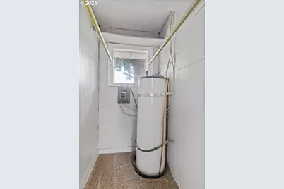 141 Poplar St, Powers, OR 97466 - Photo 18