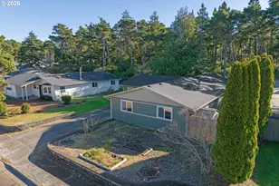 1250 34th Pl, Florence, OR 97439 - Photo 44