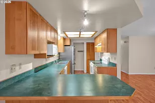 1250 34th Pl, Florence, OR 97439 - Photo 16