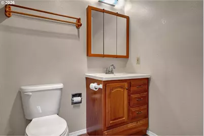 1250 34th Pl, Florence, OR 97439 - Photo 30