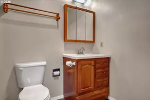 1250 34th Pl, Florence, OR 97439 - Photo 30