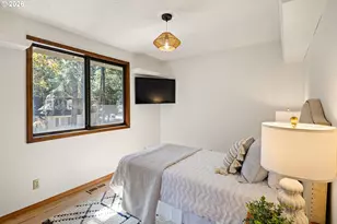 765 Foothill Dr, Eugene, OR 97405 - Photo 26