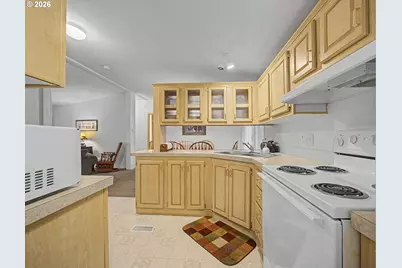 53164 E Sylvan Way, Sandy, OR 97055 - Photo 12
