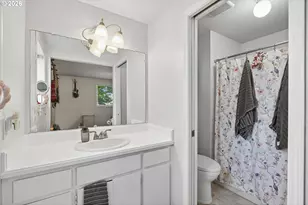 20869 SW 104th Ave, Tualatin, OR 97062 - Photo 16