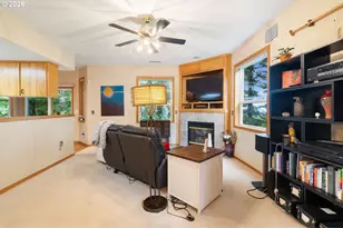 3148 NE Rocky Butte Ln, Portland, OR 97220 - Photo 8