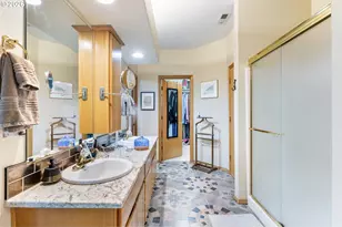3148 NE Rocky Butte Ln, Portland, OR 97220 - Photo 20