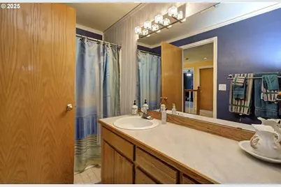 10535 SW 135th Ave, Beaverton, OR 97008 - Photo 22