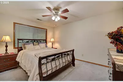 10535 SW 135th Ave, Beaverton, OR 97008 - Photo 14