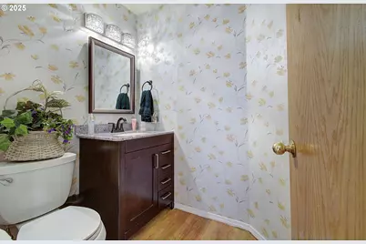 10535 SW 135th Ave, Beaverton, OR 97008 - Photo 8