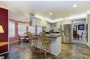 10535 SW 135th Ave, Beaverton, OR 97008 - Photo 10