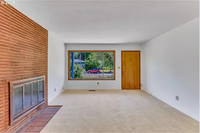 1617 NE Morgan St, Portland, OR 97211 - Photo 6