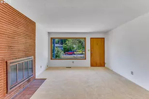 1617 NE Morgan St, Portland, OR 97211 - Photo 6