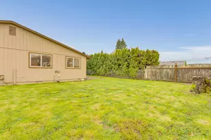 235 NW Fenton St, McMinnville, OR 97128 - Photo 34