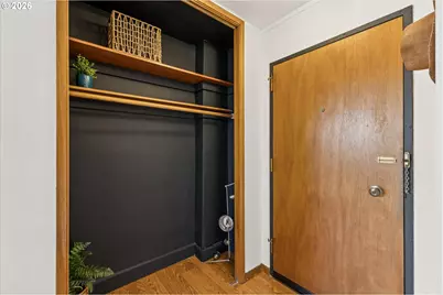 1220 NE 17th Ave #3D, Portland, OR 97232 - Photo 8