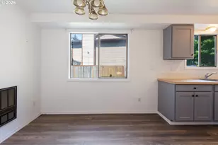 6025 SW Cherryhill Dr, Beaverton, OR 97008 - Photo 26