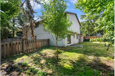 6025 SW Cherryhill Dr, Beaverton, OR 97008 - Photo 40
