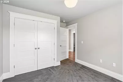 2433 SE Ivon St, Portland, OR 97202 - Photo 22