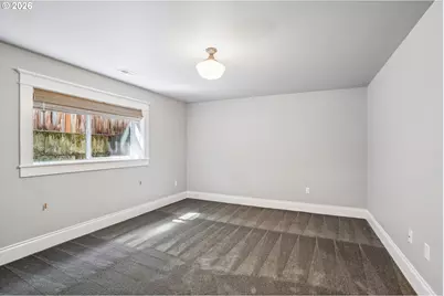 2433 SE Ivon St, Portland, OR 97202 - Photo 36