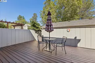 1325 Bonniebrae Dr, Lake Oswego, OR 97034 - Photo 30