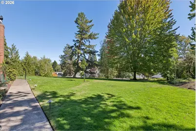 1325 Bonniebrae Dr, Lake Oswego, OR 97034 - Photo 36