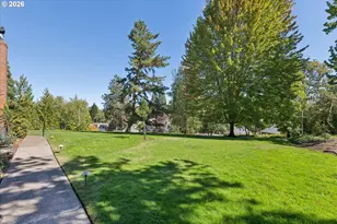 1325 Bonniebrae Dr, Lake Oswego, OR 97034 - Photo 36