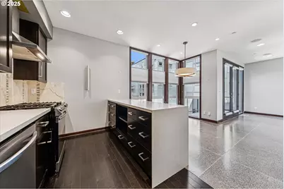 522 NE Sacramento St, Portland, OR 97212 - Photo 8