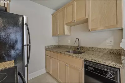 1509 NE 10th Ave #205, Portland, OR 97232 - Photo 16