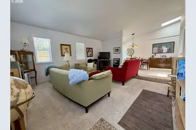 1215 Ransom Ave, Brookings, OR 97415 - Photo 2