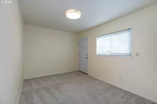 6621 N Columbia Way, Portland, OR 97203 - Photo 12