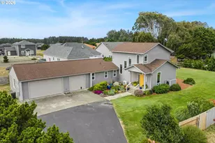 3883 Natalie Way, Bandon, OR 97411 - Photo 2