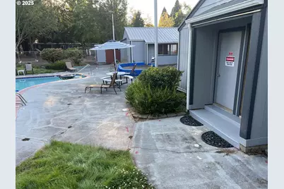 4900 Royal Ave #13, Eugene, OR 97402 - Photo 28