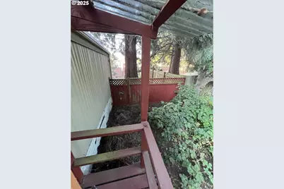 4900 Royal Ave #13, Eugene, OR 97402 - Photo 20