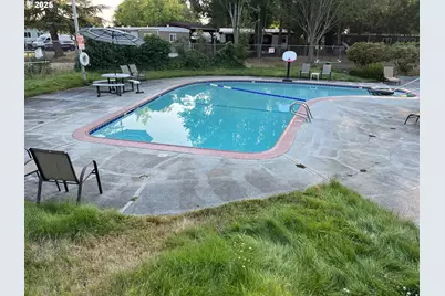 4900 Royal Ave #13, Eugene, OR 97402 - Photo 26