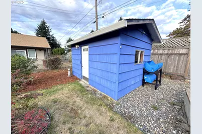 2442 SE 190th Ave, Portland, OR 97233 - Photo 32