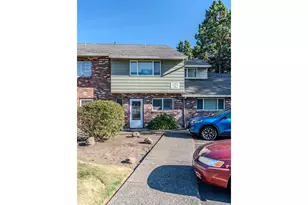 1802 NE Hogan Dr, Gresham, OR 97030 - Photo 4