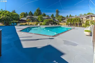 1802 NE Hogan Dr, Gresham, OR 97030 - Photo 12