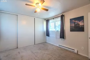1802 NE Hogan Dr, Gresham, OR 97030 - Photo 28