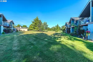 1802 NE Hogan Dr, Gresham, OR 97030 - Photo 44